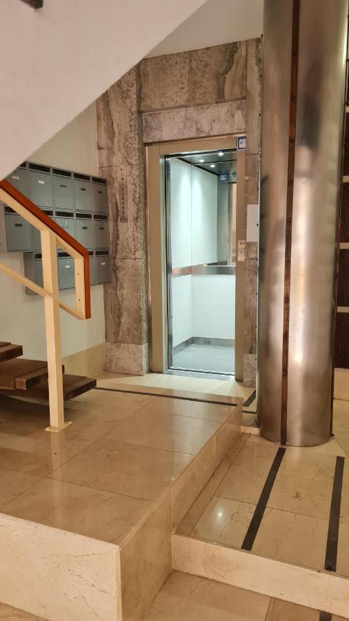 Appartement Apartamento Tiziano Mercado Central à Valence Extérieur photo