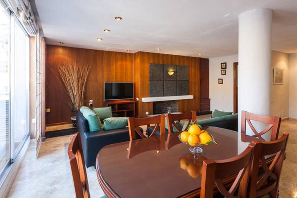 Appartement Apartamento Tiziano Mercado Central à Valence Extérieur photo